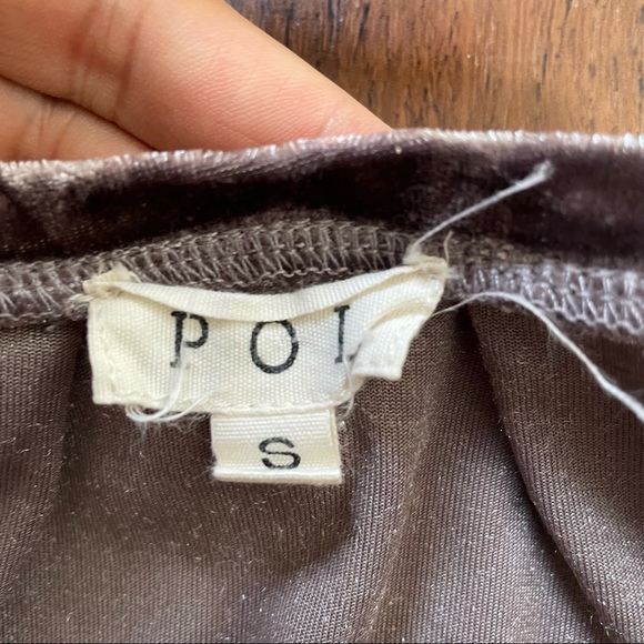 POL silvery lavender crushed velvet v-neck top, size S - Picture 7 of 9